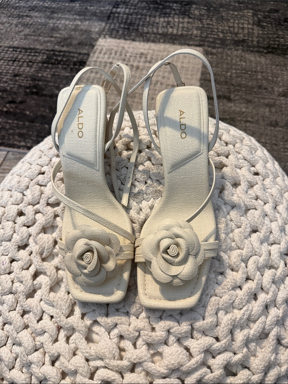 ALDO Cream Floral Strap Slingback Heels. NWOB